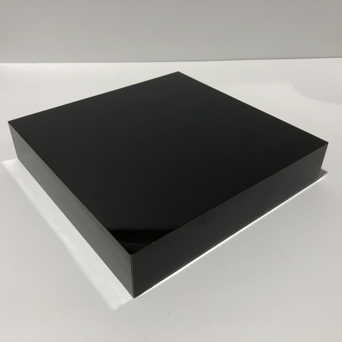Formica Bases