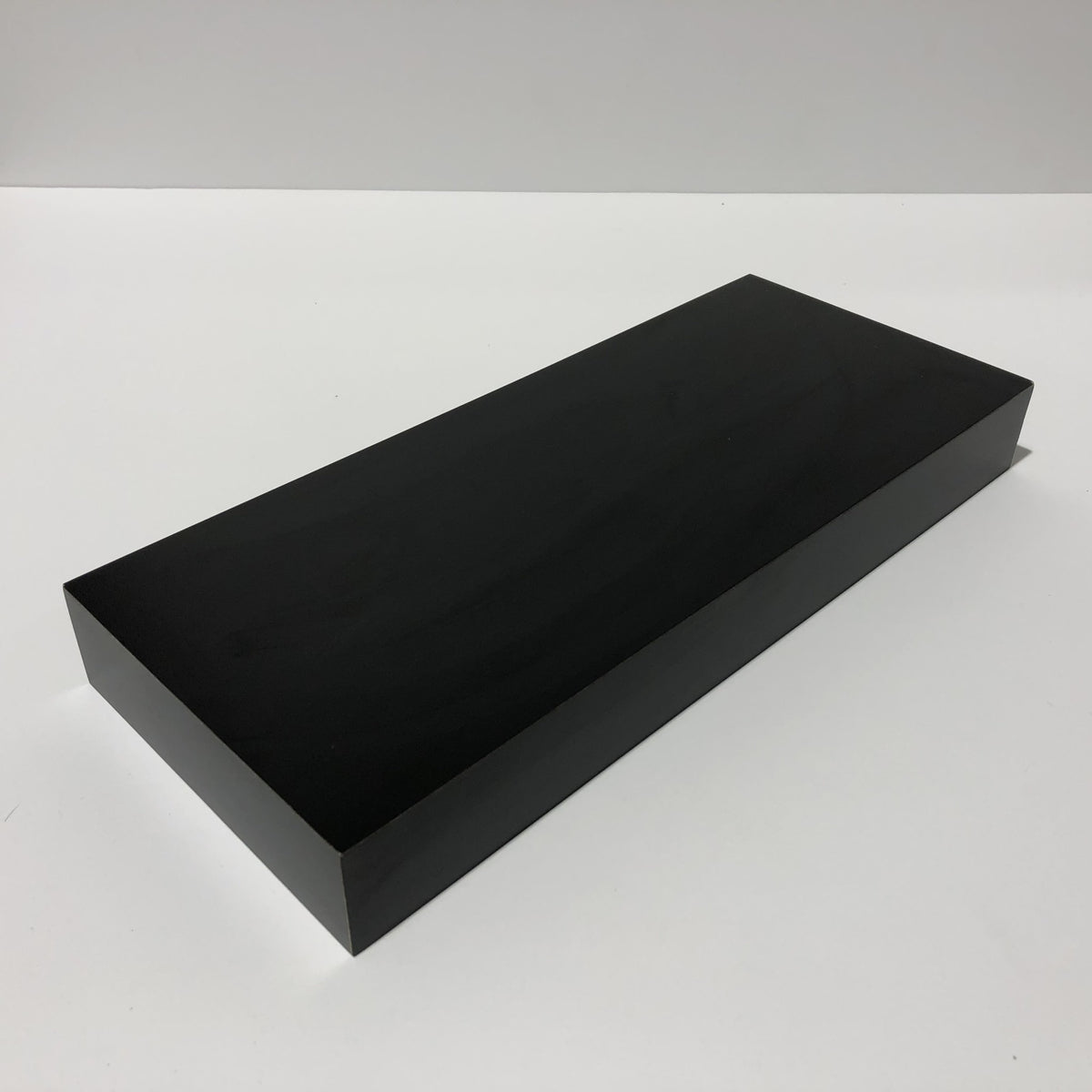 Formica Bases
