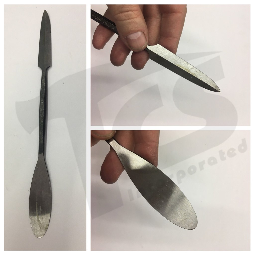 Spatula Itali dengan Hujung Melengkung