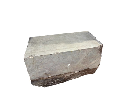 Rosso Levanto Block 44x28x25 3160lbs