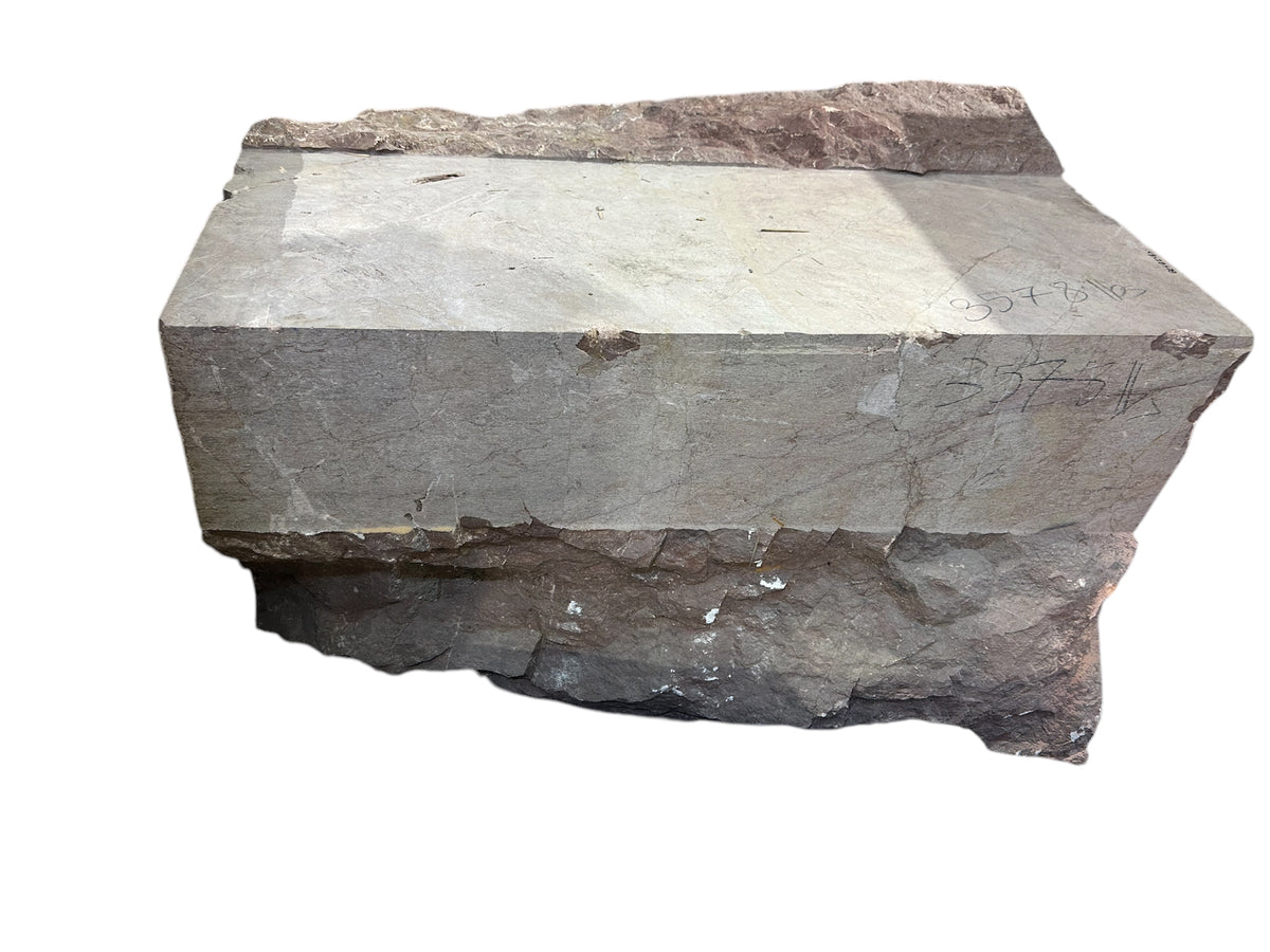 Rosso Levanto Block 48x28x28 3578lbs