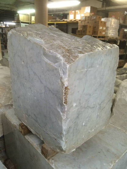 670 paun Carrara Bianco biru/kelabu 21x21x17 #341015