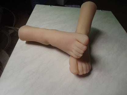 Silicone Feet With Calf Bone Female Pair